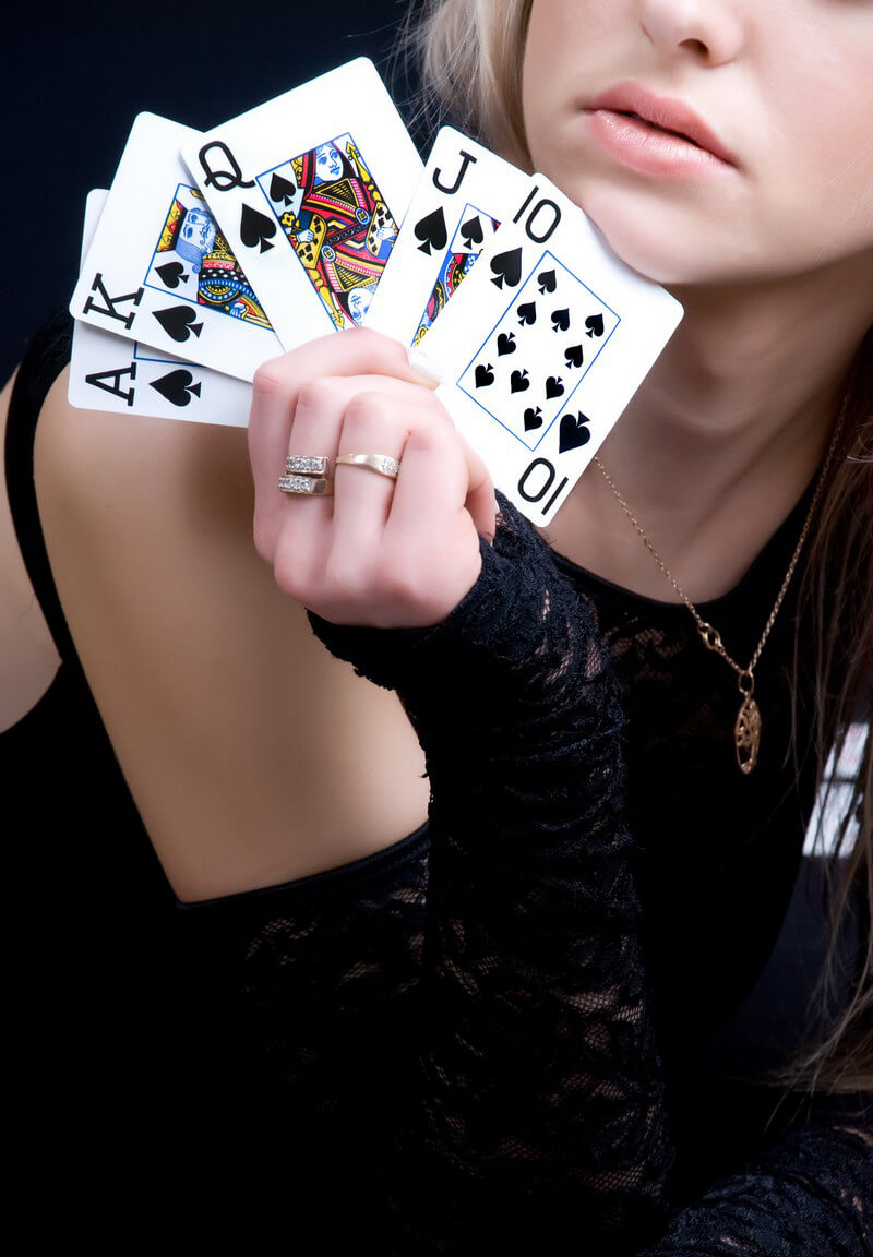 Игральные карты с женщинами